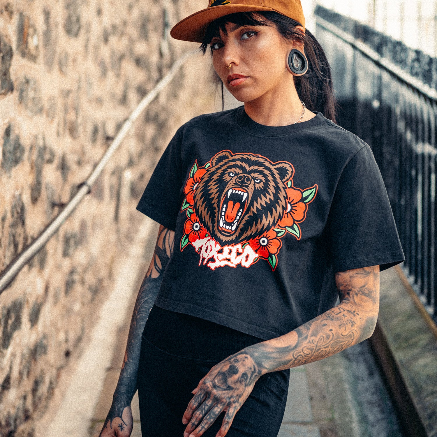 Bear Heavy Crop Tee
